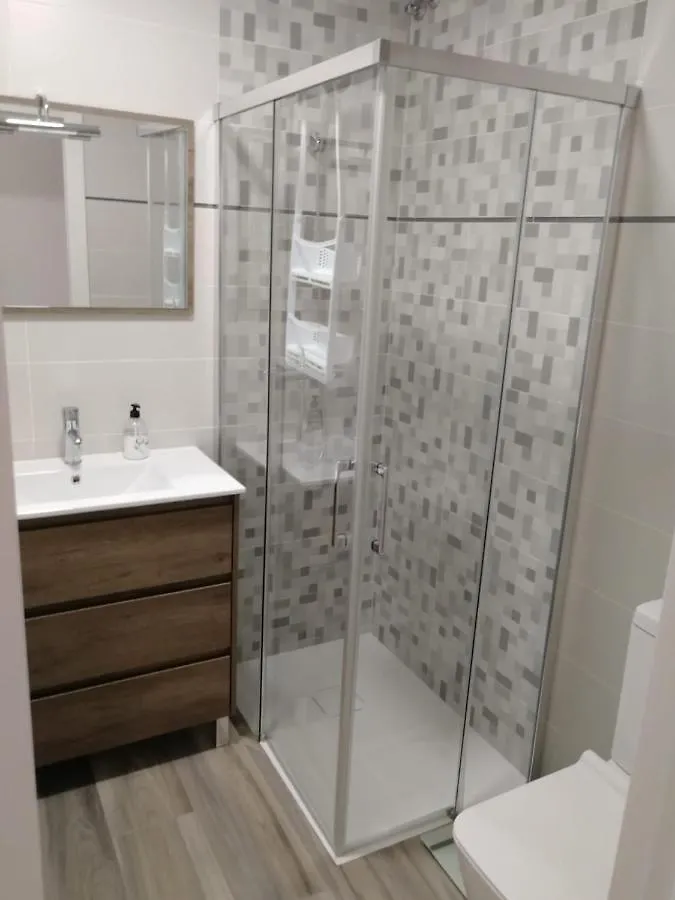 Apartamento En La Playa Con Piscina Apartment Benalmadena Spain