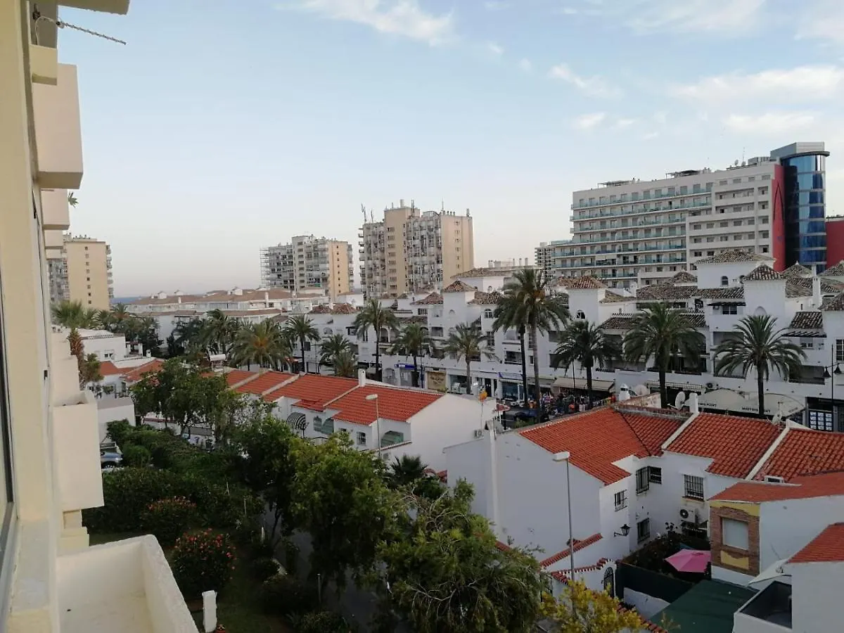 Apartamento En La Playa Con Piscina Apartment Benalmadena Spain