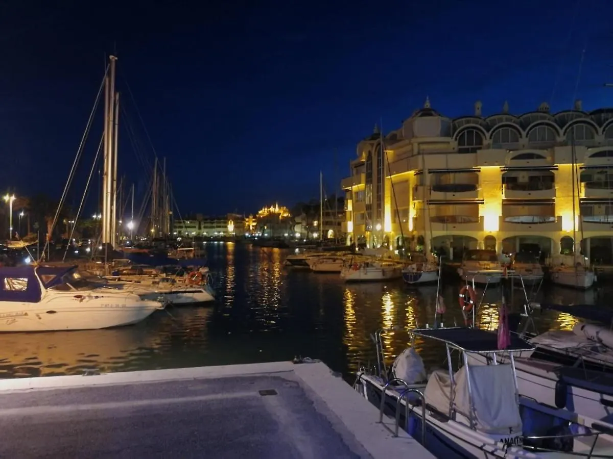Apartamento En La Playa Con Piscina Apartment Benalmadena